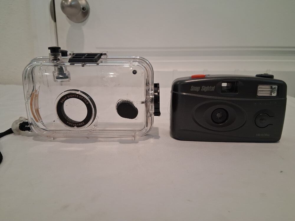 Snap Sights 35mm Underwater Film Camera Waterproof Heavy Duty Housing Case 100ft